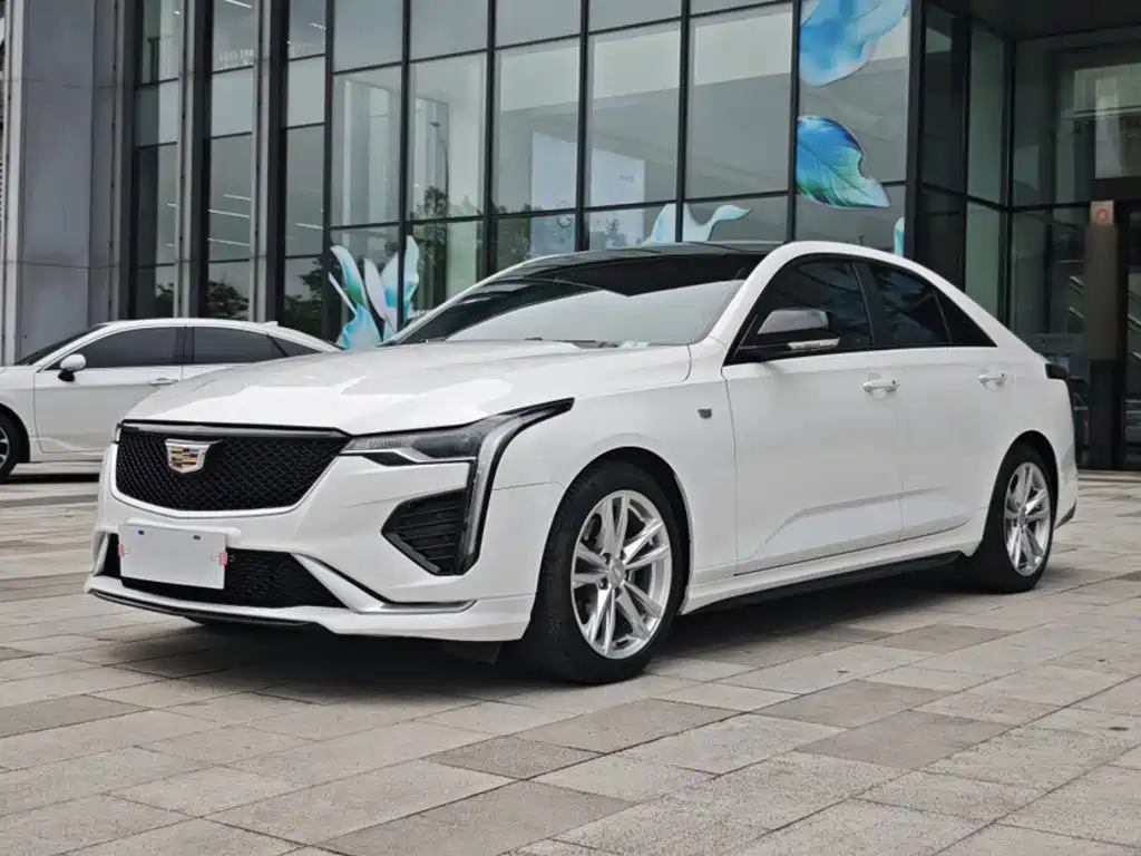 Cadillac CT4 28 T Style