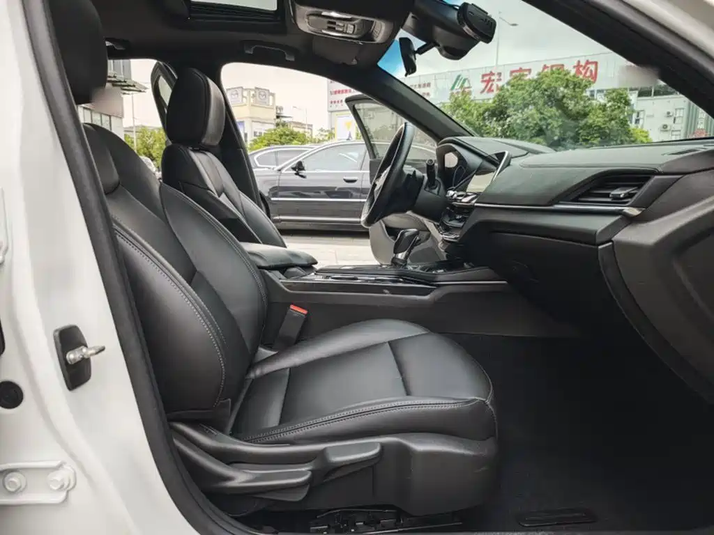Cadillac CT4 28 T Style