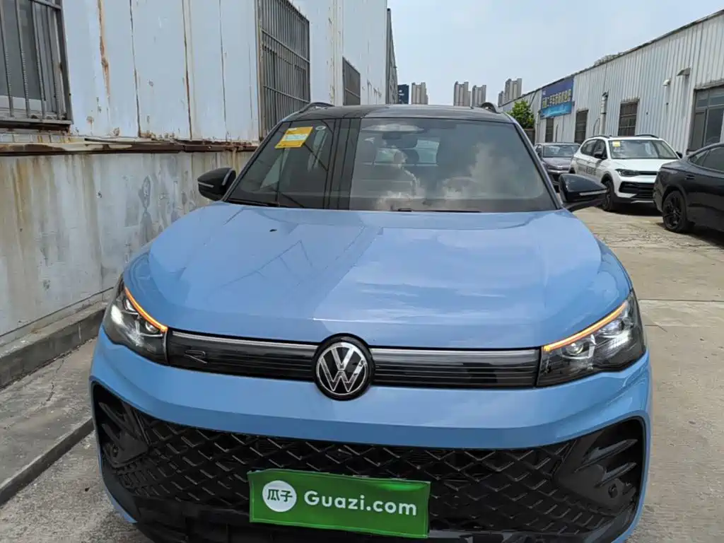 Tiguan L PRO 380 TSI 4 WD R-Line Smart Supreme