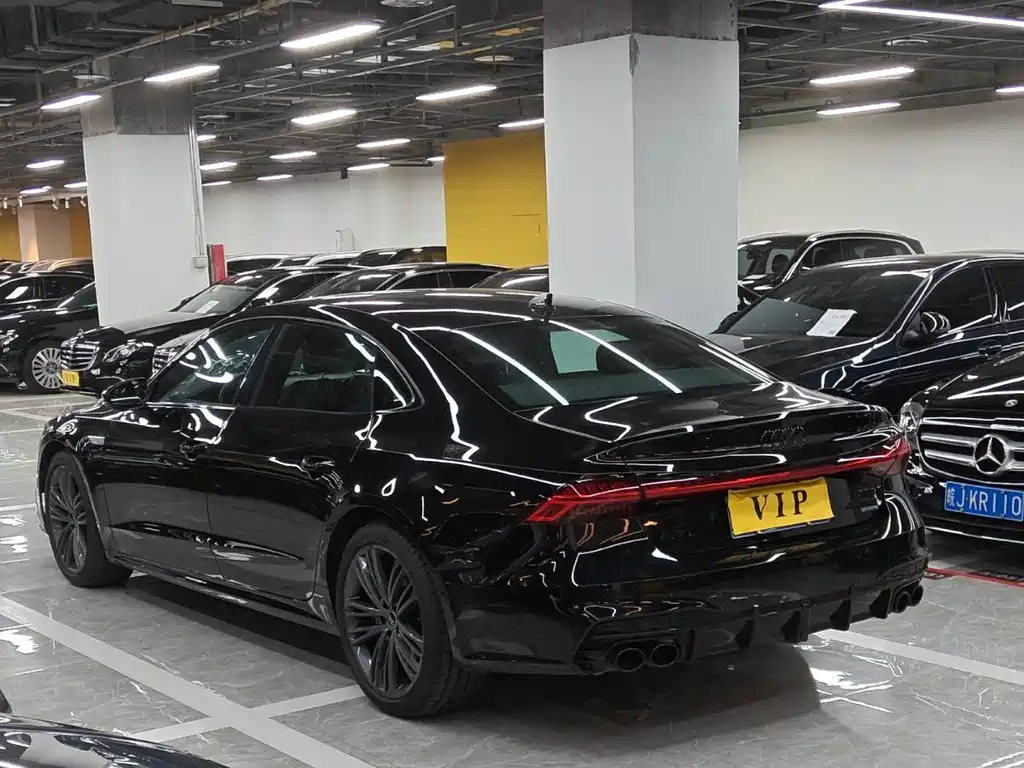 Audi A7 L 45 TFSI quattro S-line Knight