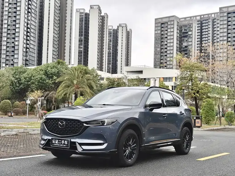 Mazda CX-5 2.0 L Auto 2 WD Black Knight