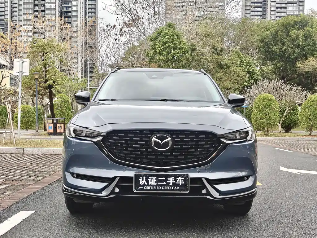 Mazda CX-5 2.0 L Auto 2 WD Black Knight