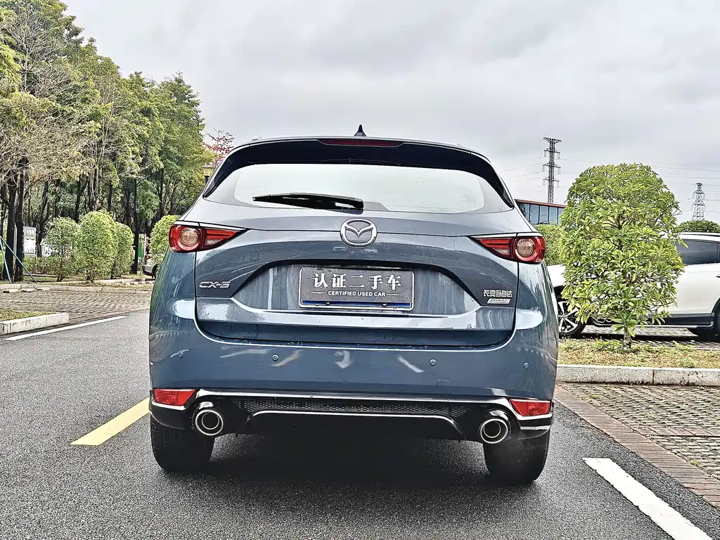 Mazda CX-5 2.0 L Auto 2 WD Black Knight