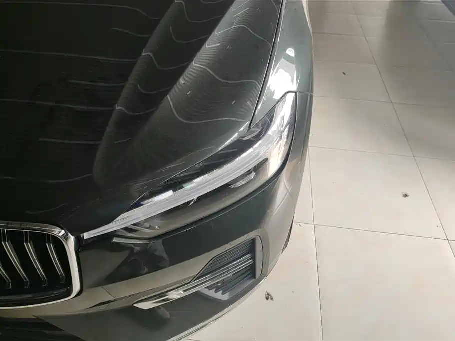 Volvo XC60 B5 4 WD Smart Vision Luxury