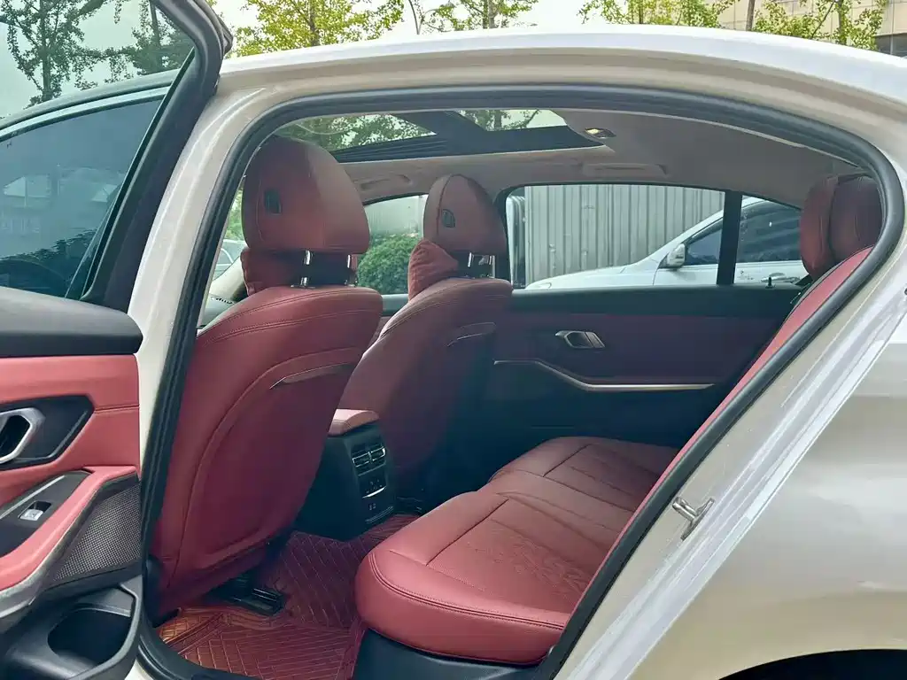 BMW 3 Series 320 Li M Sport Package