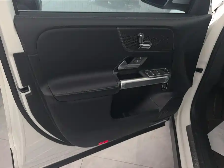 Mercedes-Benz GLB GLB 220 Dynamic