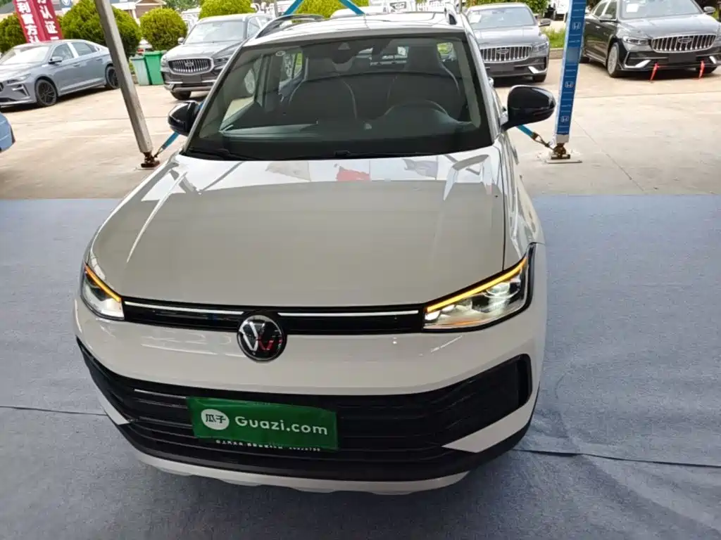 Tharu New Sharp 300 TSI Sharp Enjoyment