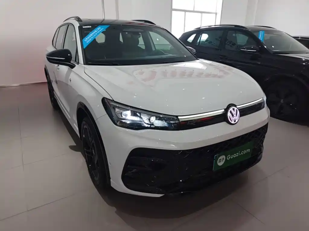 Tiguan L PRO 380 TSI 4 WD R-Line Smart Supreme