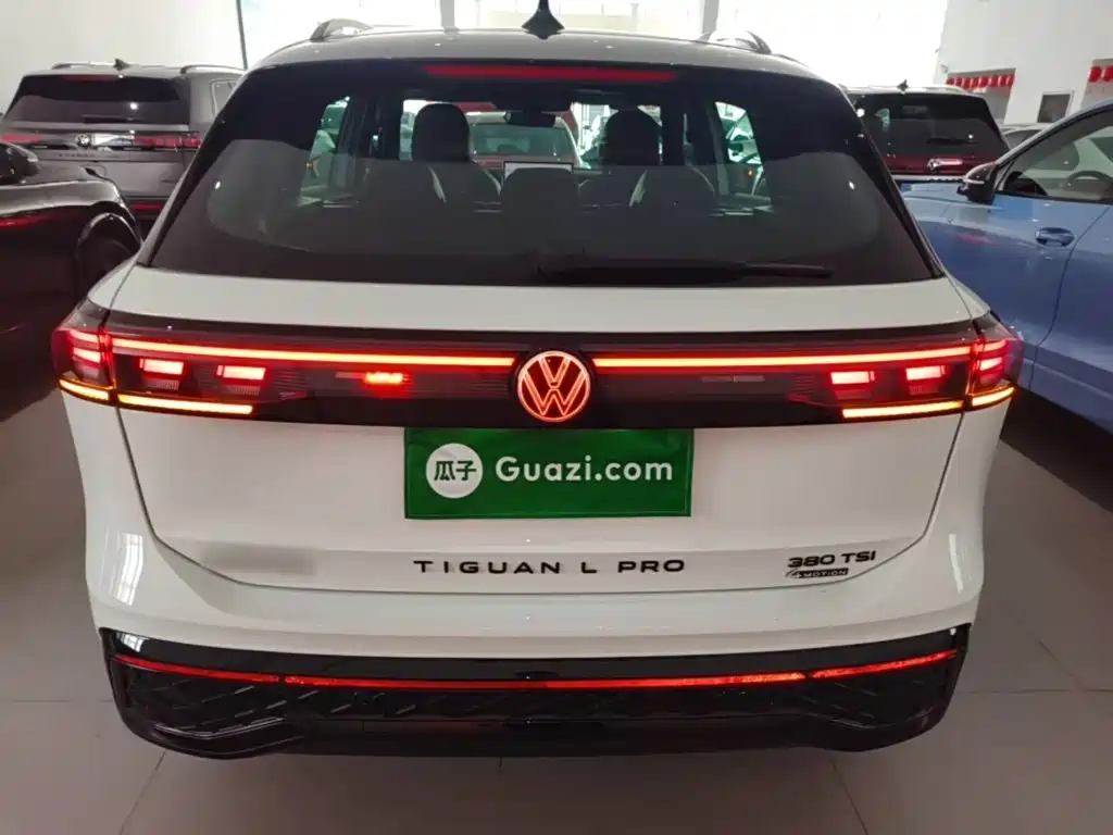 Tiguan L PRO 380 TSI 4 WD R-Line Smart Supreme