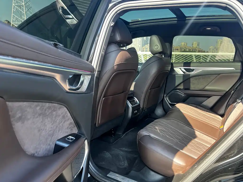 WEY Mocha 2.0 T 2 WD Pure