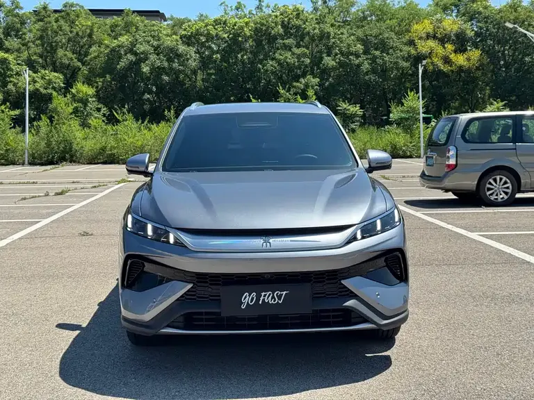 BYD Song L DM-i 宋L DM-i 2025款 智驾版 75 km 领先型