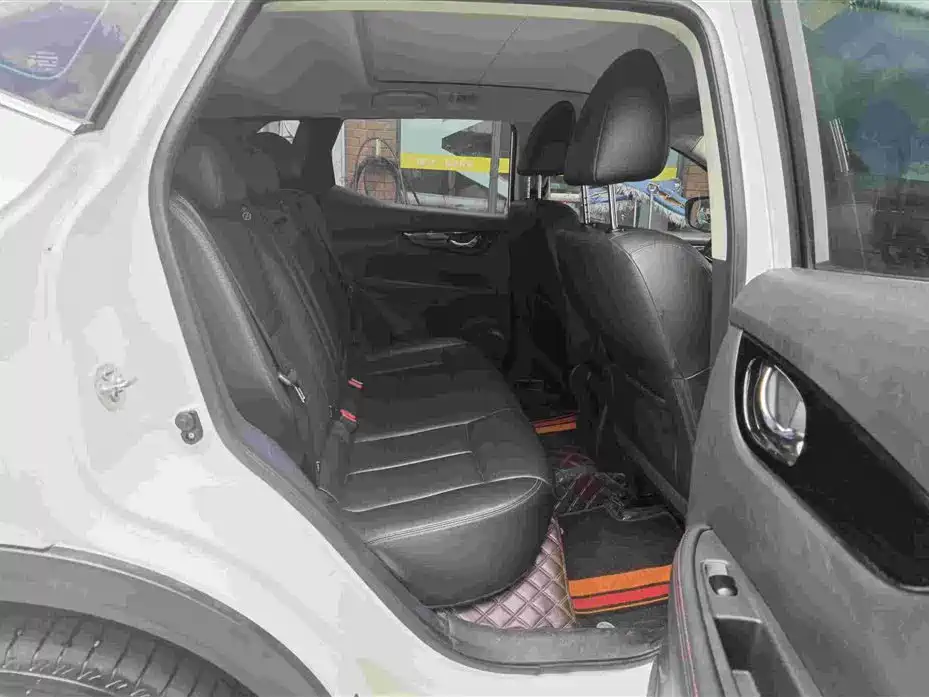 Qashqai Classic 2.0 L CVT XV+ Leading