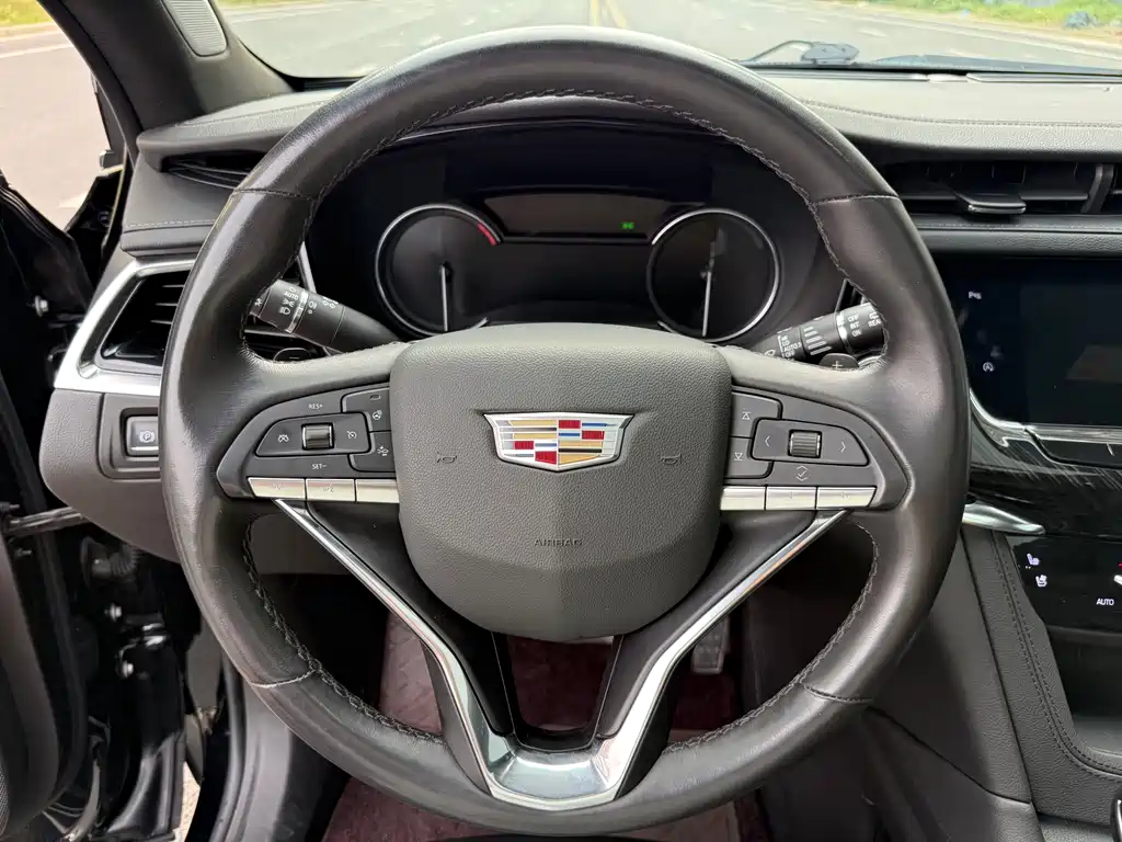 Cadillac XT6 2.0 T 6-seat 4 WD Luxury