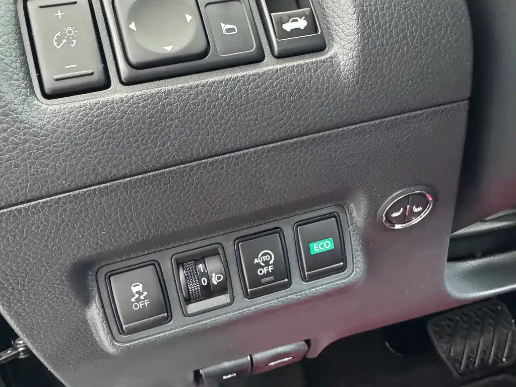 Sylphy 1.6 XE CVT Comfort Enjoyment