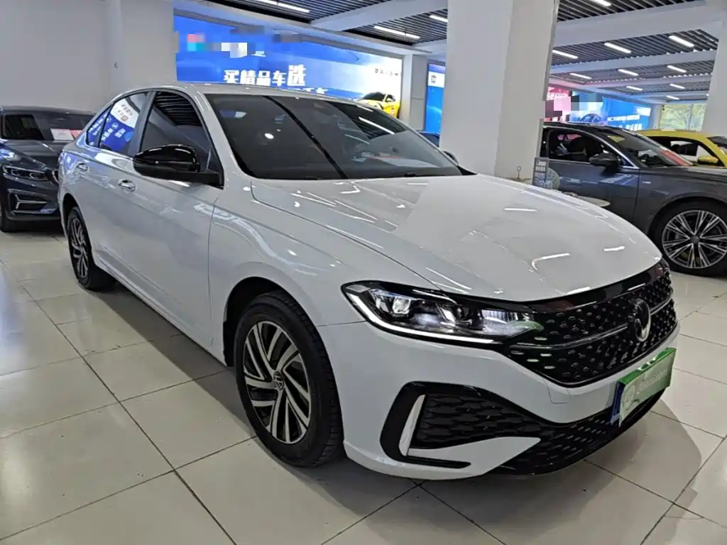 Lavida 300 TSI DSG Starry Sky Manyi