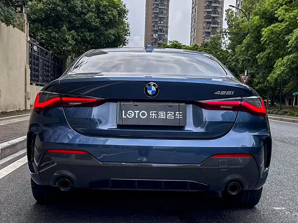 BMW 4 Series 425 i M Sport Night Package