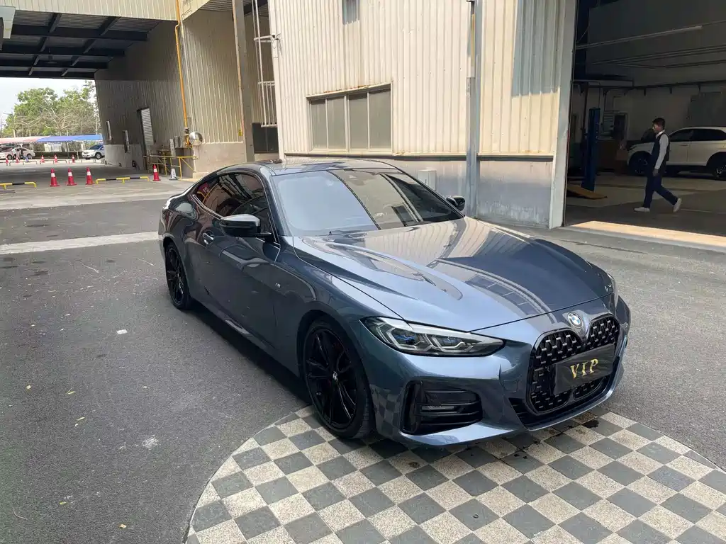 BMW 4 Series 425 i M Sport Night Package