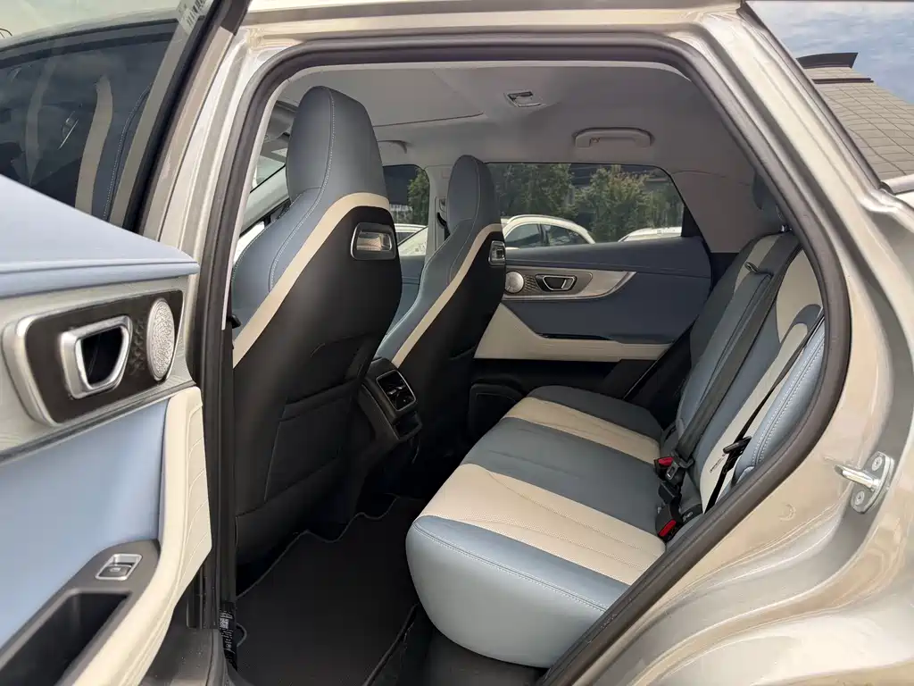 Omoda 欧萌达 2023款 1.5 T CVT新潮PRO版