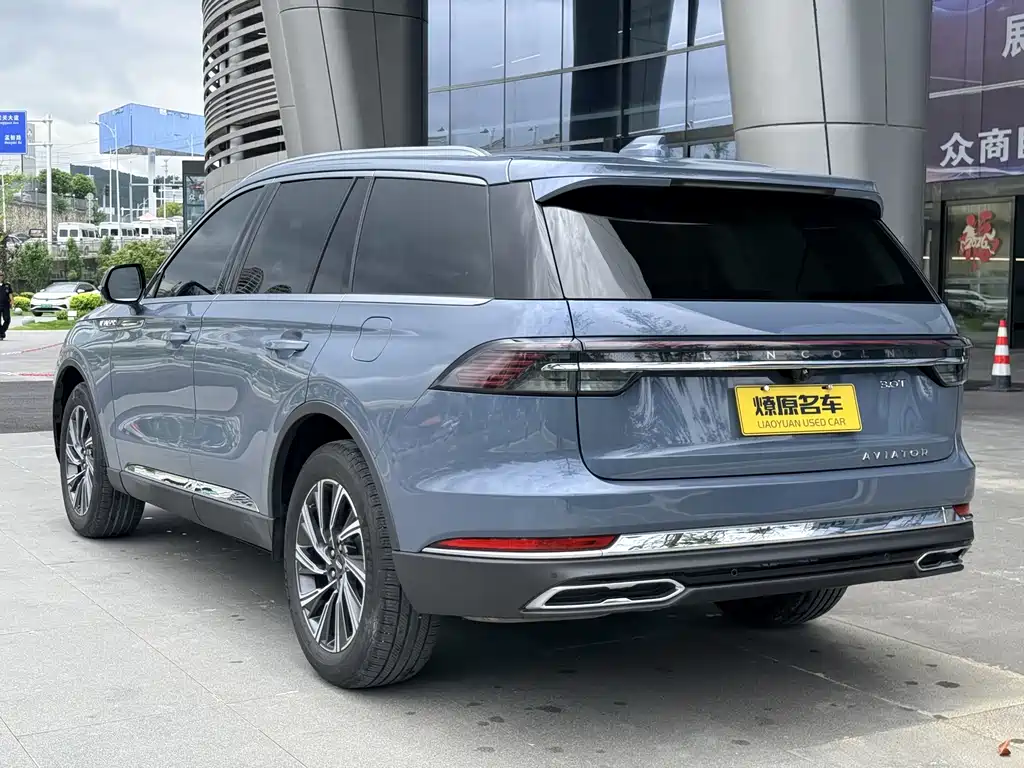 Aviator 3.0 T V6 4 WD Noble Elegant 6-seat