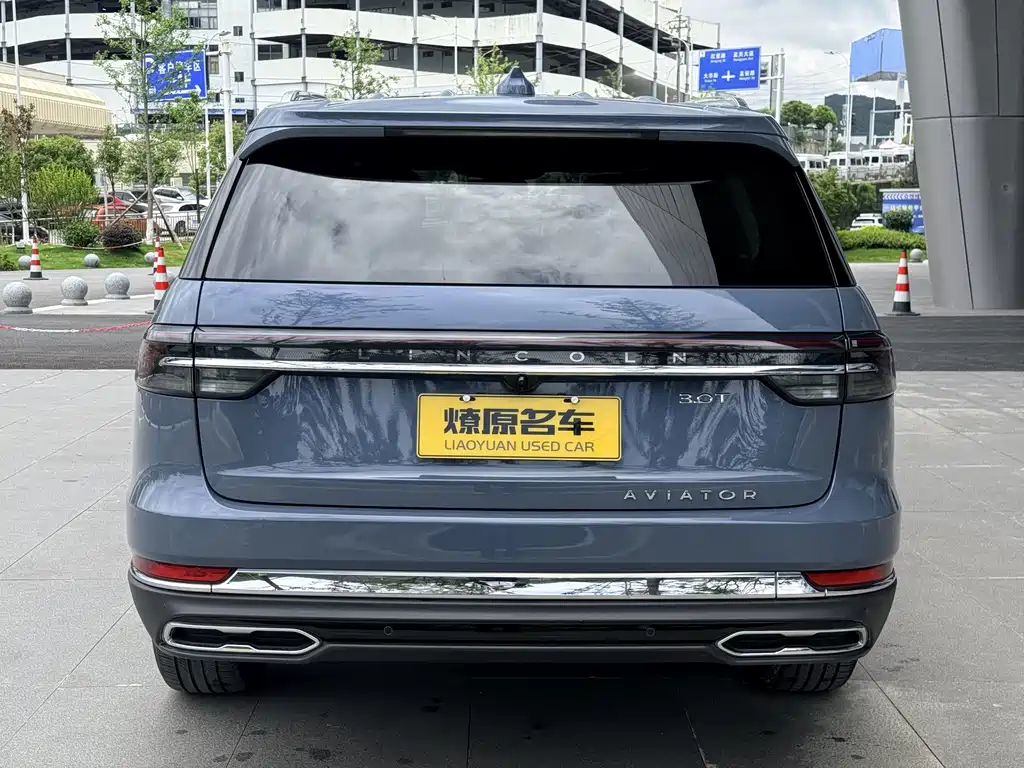 Aviator 3.0 T V6 4 WD Noble Elegant 6-seat