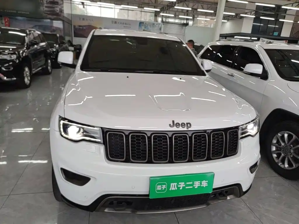 Grand Cherokee (Import) 大切诺基进口 2016款 3.6 L 75周年致敬版