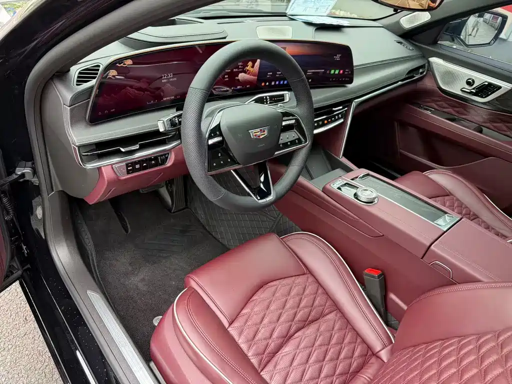 Cadillac CT6 28 T Distinguished