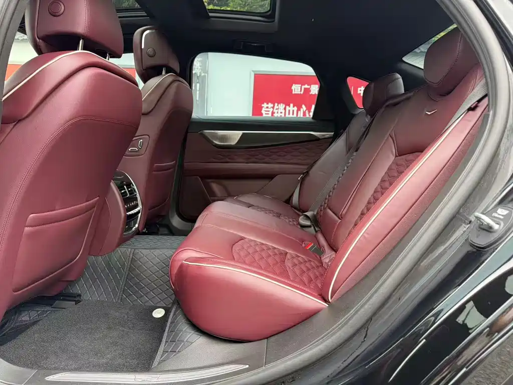 Cadillac CT6 28 T Distinguished