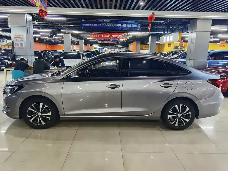 Changan Eado PLUS Blue Whale NE 1.4 T GDI DCT Distinguished