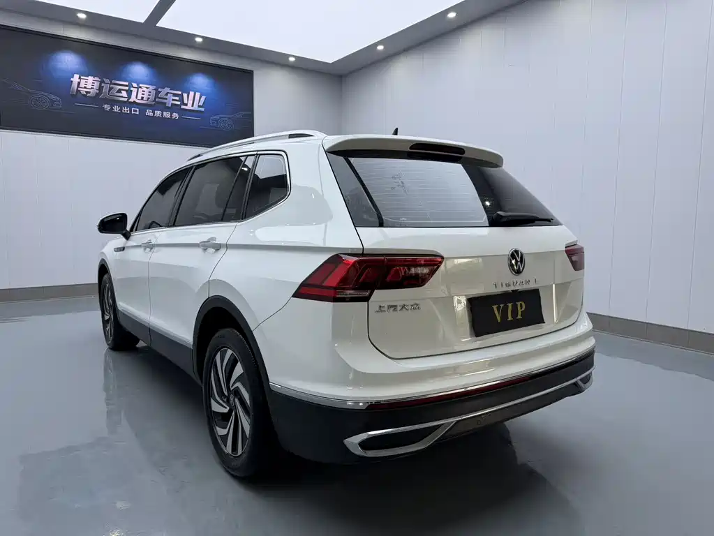Tiguan L 280 TSI Auto 2 WD Trend Creative Limited