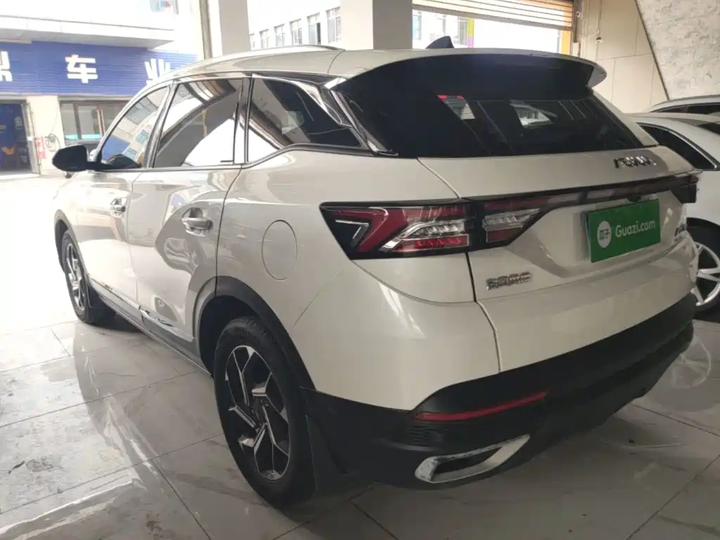 Dongfeng Fengshen AX7 PRO 1.6 T Auto Smart Drive