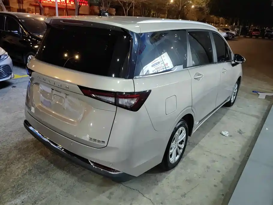 Wuling Jiachen 1.5 L Manual Light Enjoyment Comfort