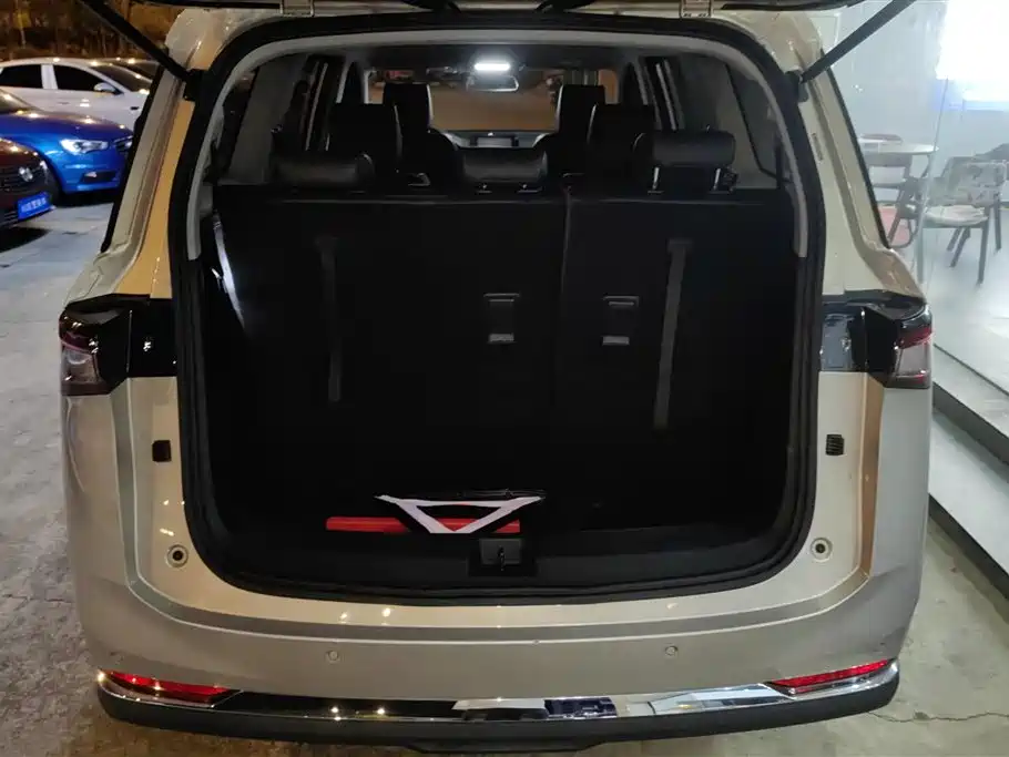Wuling Jiachen 1.5 L Manual Light Enjoyment Comfort