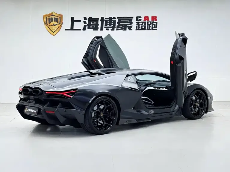Lamborghini Revuelto 6.5 L PHEV Standard