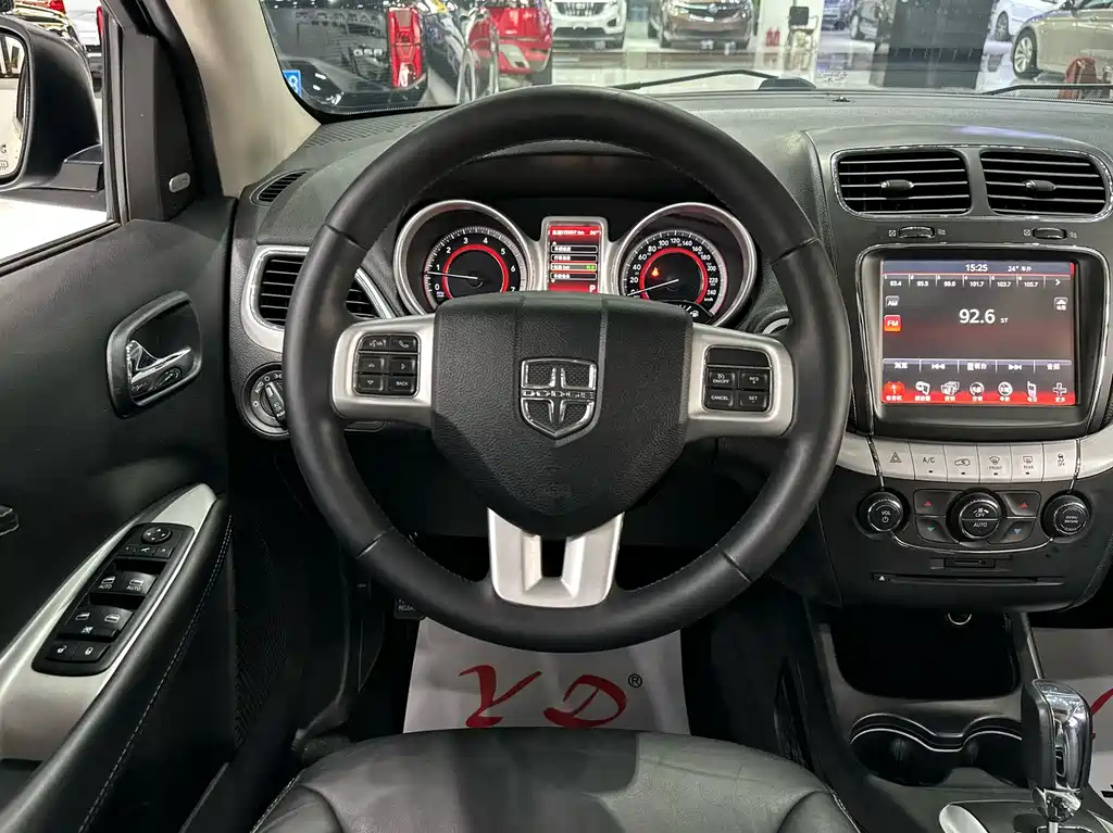 Journey 2.4 L 2 WD Premium Style