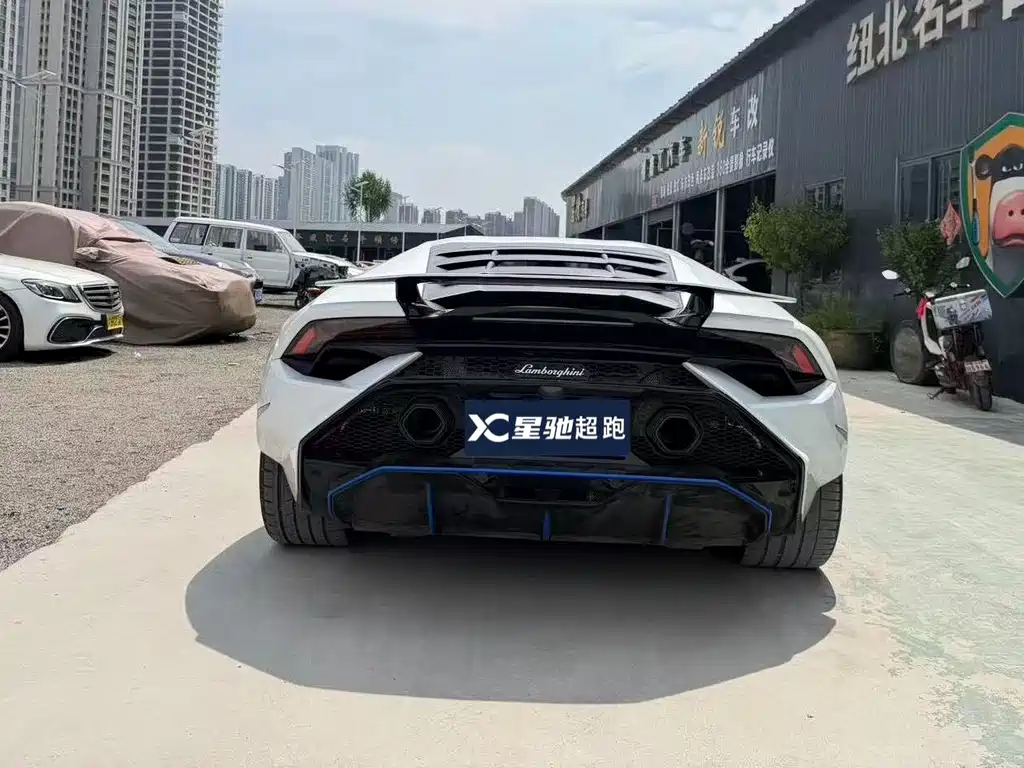 Huracán Huracán EVO RWD