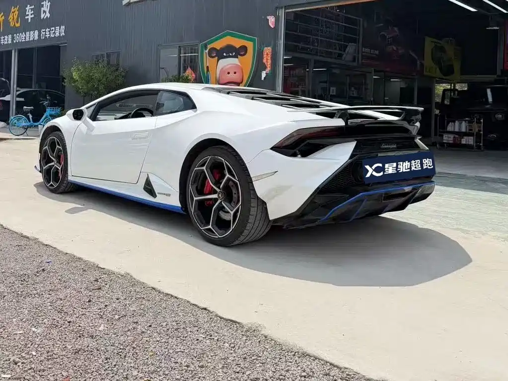 Huracán Huracán EVO RWD