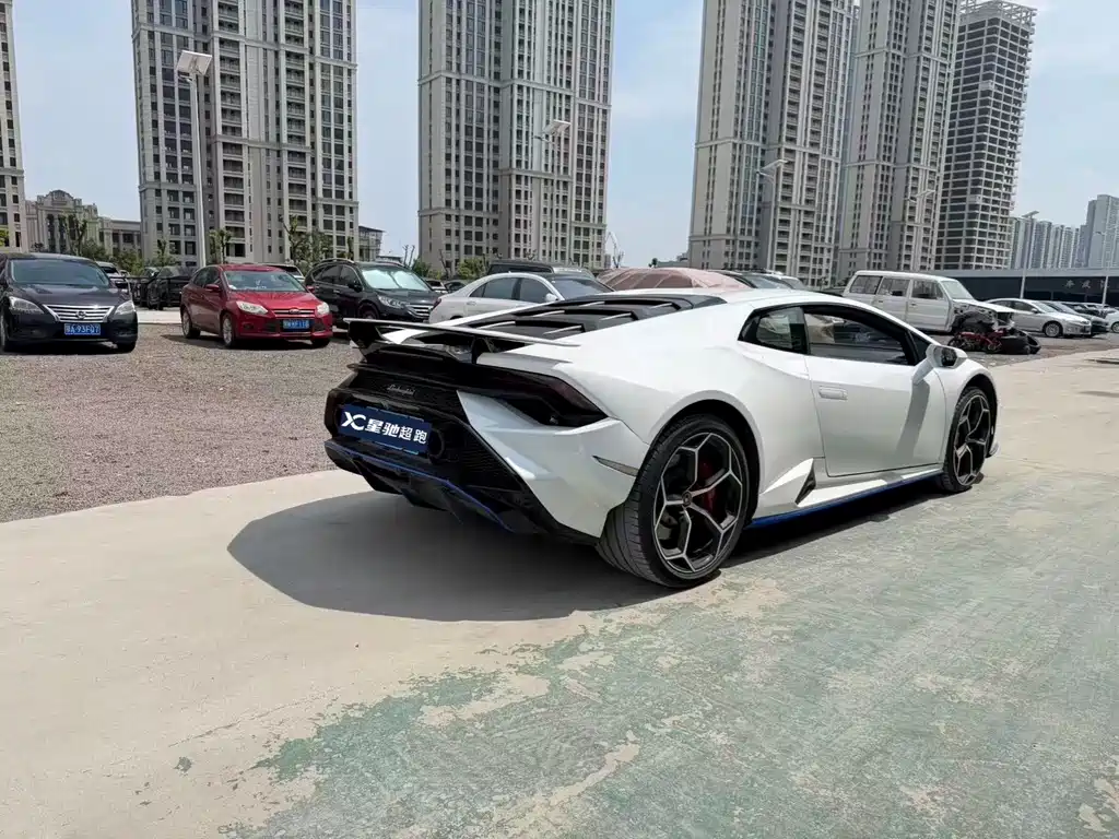 Huracán Huracán EVO RWD