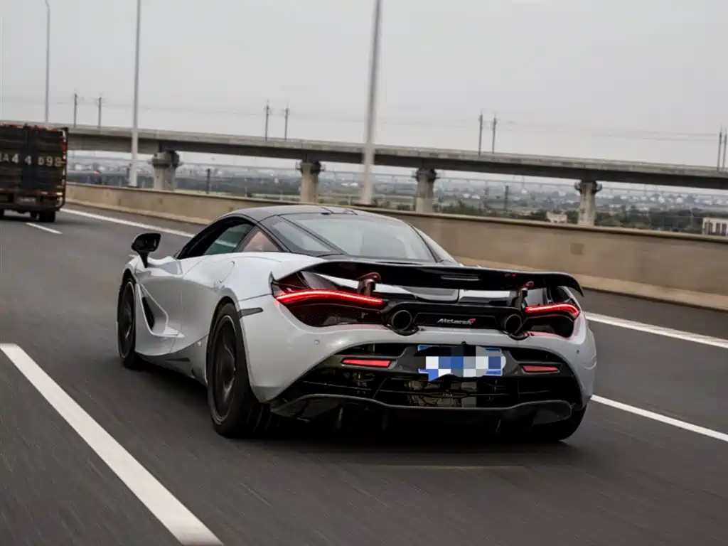 McLaren 720 S 4.0 T Coupe