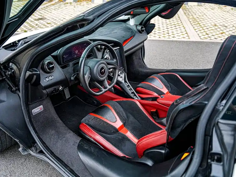 McLaren 720 S 4.0 T Coupe