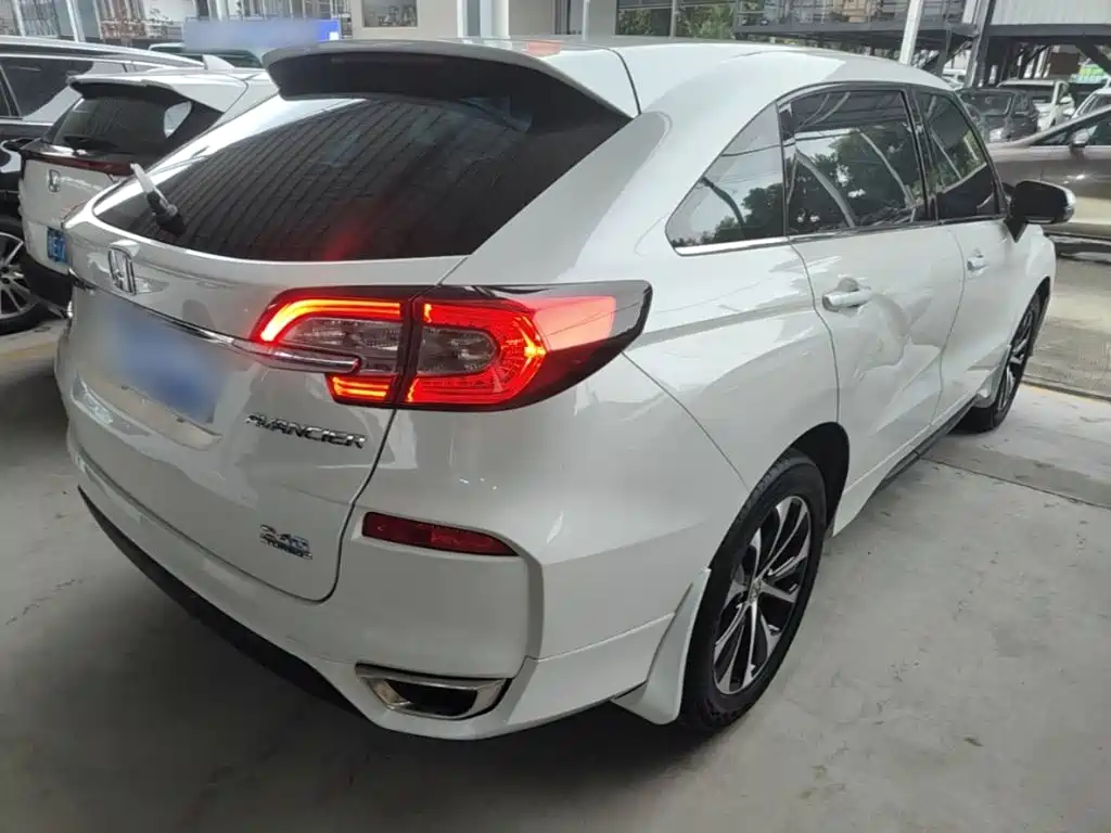 Avancier 240 TURBO 2 WD Elite