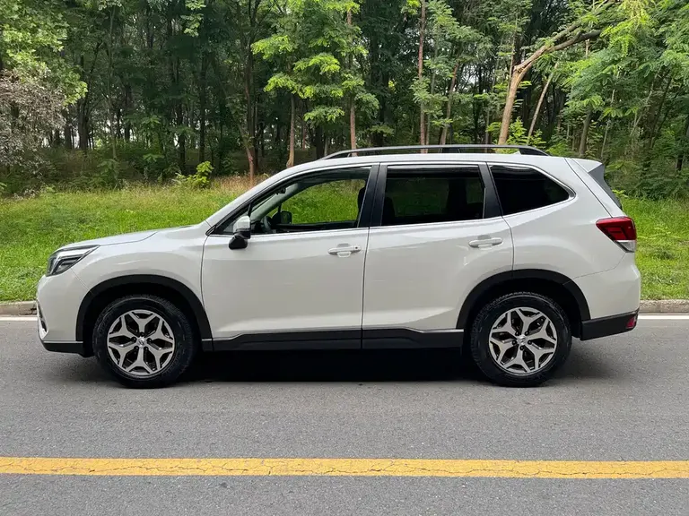 Subaru Forester 2.0 i Luxury EyeSight