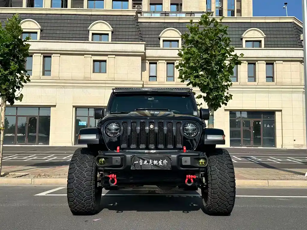 Wrangler 2.0 T Sahara 4-door CN-VI