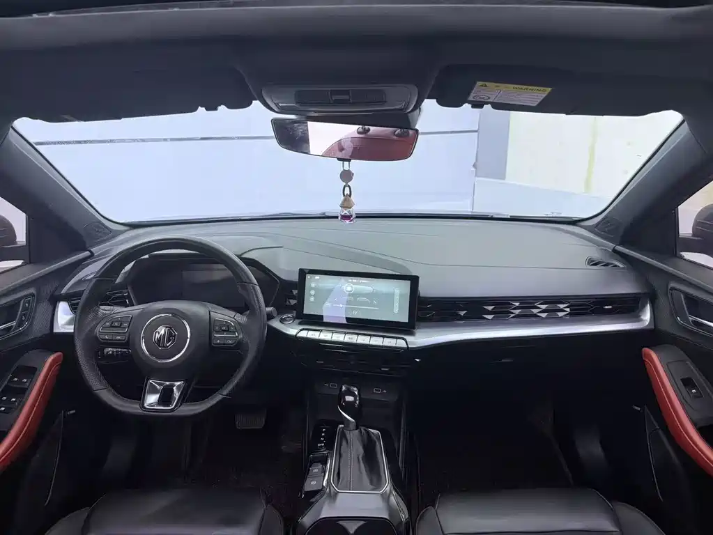 MG5 180 DVVT CVT Youth Luxury