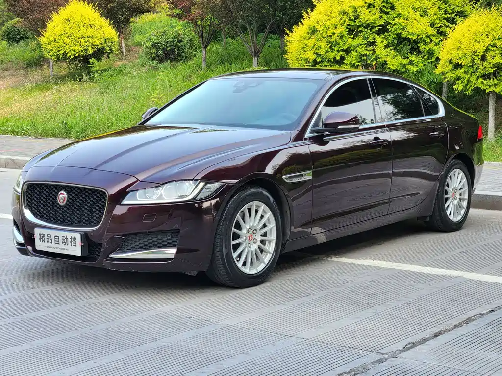Jaguar XF XF 2.0 T 2 WD Elegance