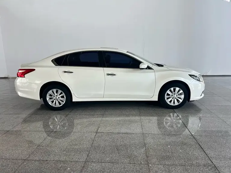 Nissan Teana Facelift 2.0 L XL Comfort