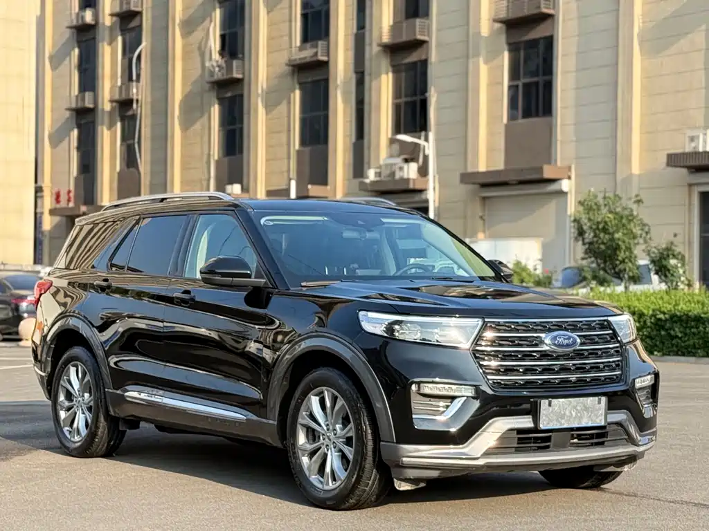 Explorer EcoBoost 285 4 WD Style 6-seat