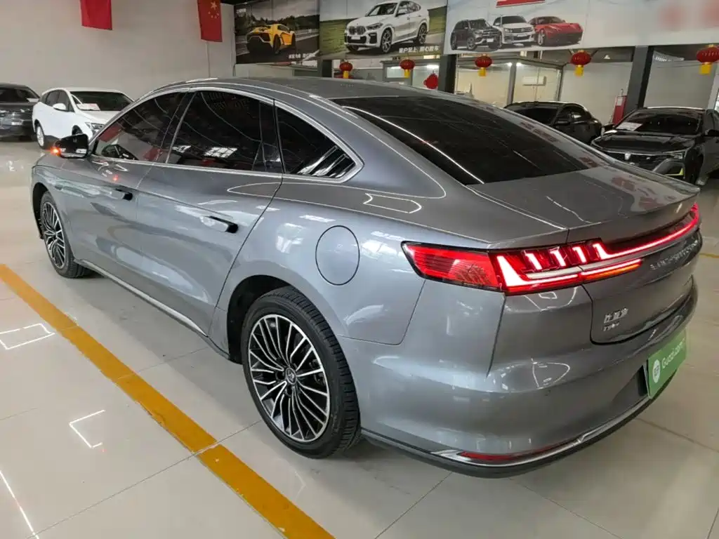 Han DM 4 WD Performance Luxury