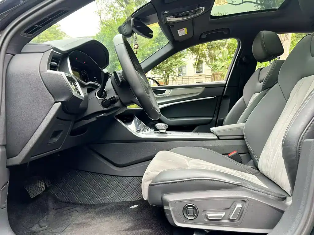 Audi A6 L 40 TFSI Luxury Dynamic
