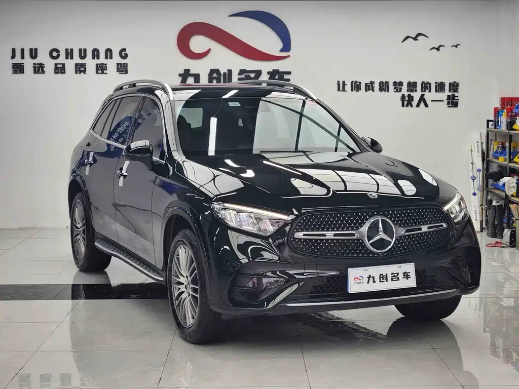 Mercedes-Benz GLC Facelift GLC 300 L 4 MATIC Dynamic 5-seat