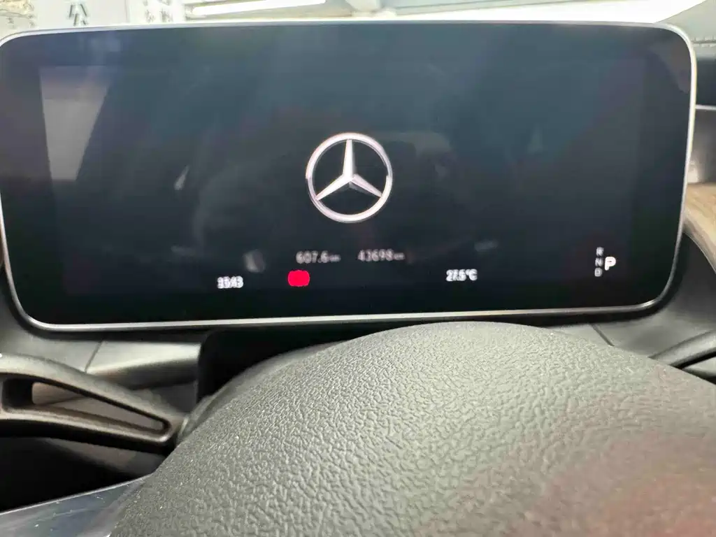 Mercedes-Benz GLC Facelift GLC 300 L 4 MATIC Dynamic 5-seat